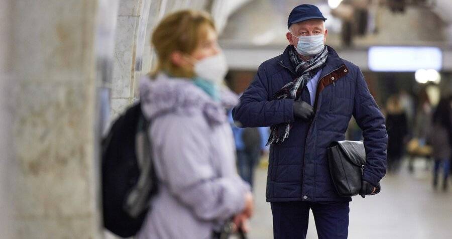 Вирусологи рассказали, закончится ли пандемия в 2021 году