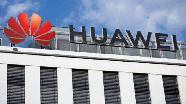 Великобритания хочет запретить оборудования Huawei