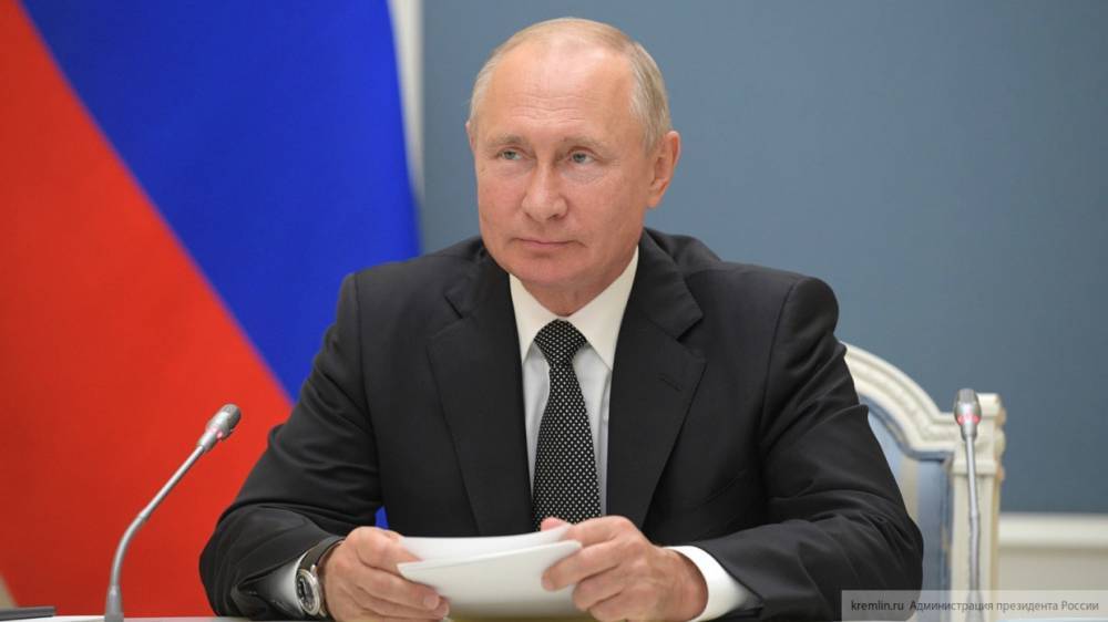 Исследователи CEPR высоко оценили харизматичность Путина