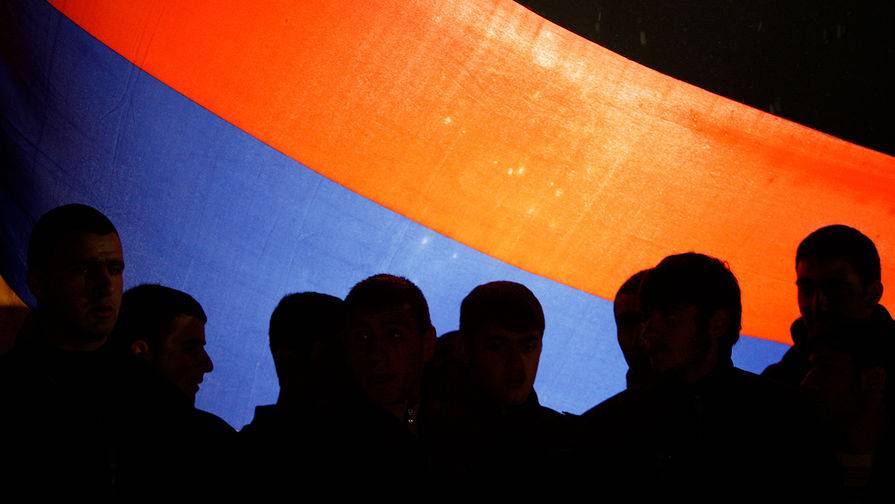 Полиция Армении начала задержания участников протестов в Ереване