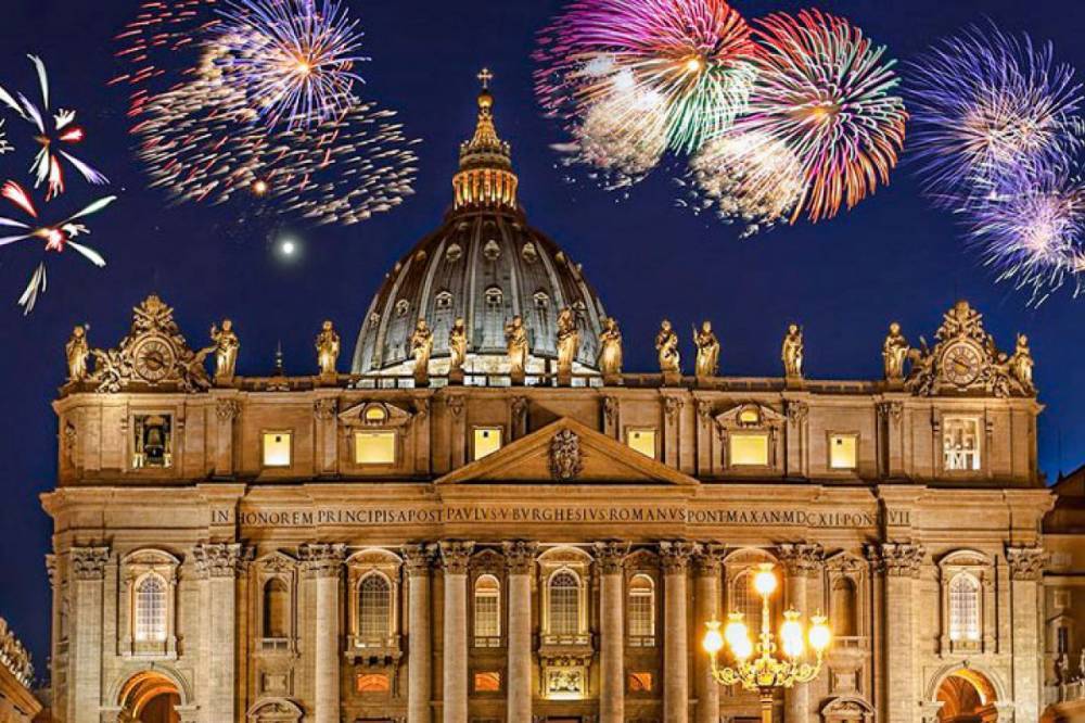 Власти Италии запретят людям праздновать Новый год на улице из-за карантина
