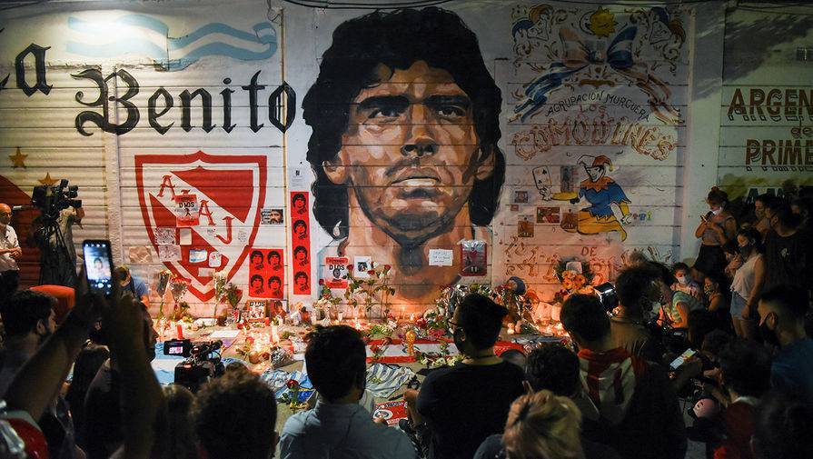 Испанская футболистка отказалась почтить память Марадоны