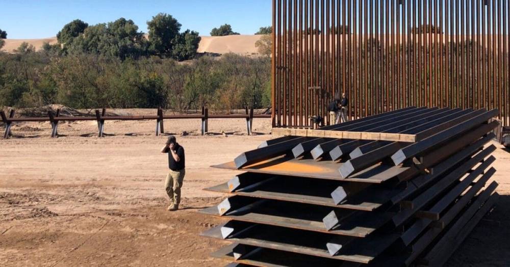 Администрация Трампа в "турборежиме" пытается достроить стену на границе с Мексикой, – СМИ