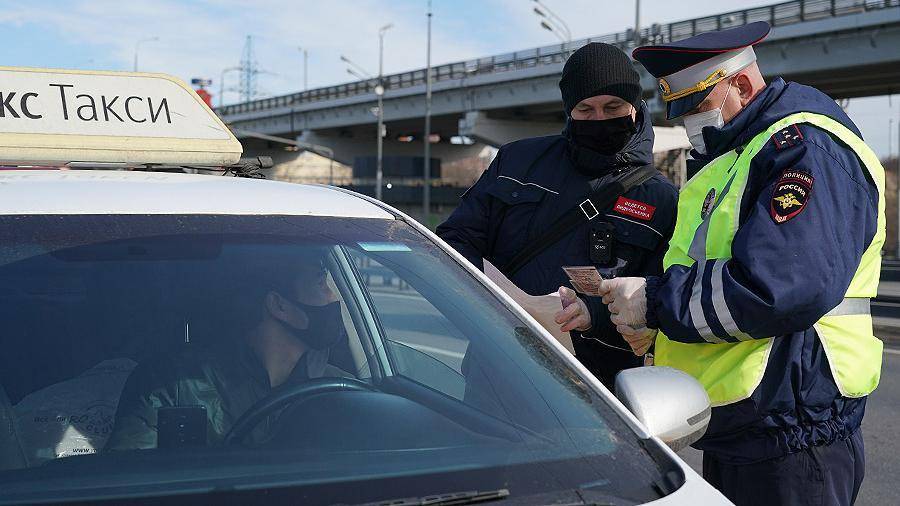 Дептранс Москвы назвал самые частые нарушения ПДД таксистами