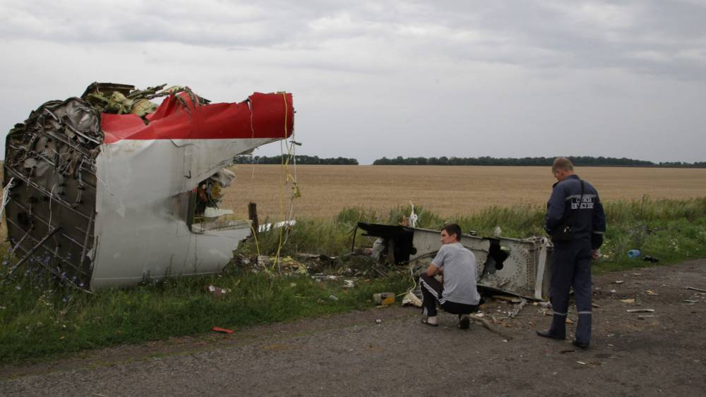 Защита обвиняемого по делу MH17 потребовала допросить главу МВД Украины