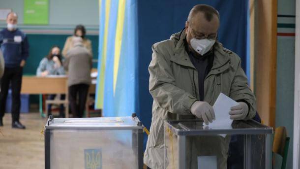 Второй тур выборов городских глав пройдет 15 и 22 ноября - ЦИК