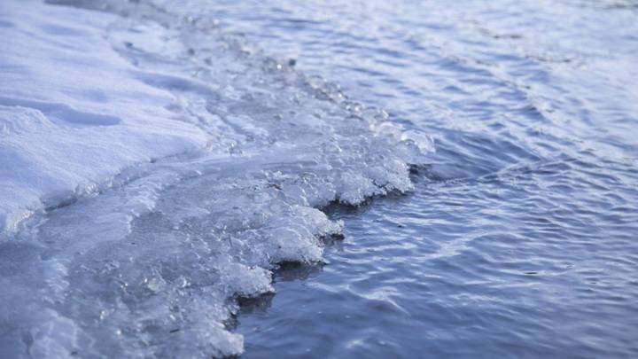 На Камчатке два ребенка утонули, провалившись под лед