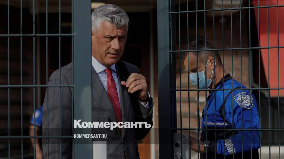 Глава Косово уходит в отставку из-за обвинений в военных преступлениях