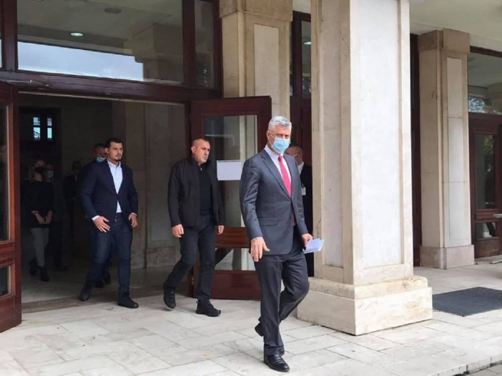 Став обвиняемым в Гааге, «президент» Косово Тачи ушел в отставку