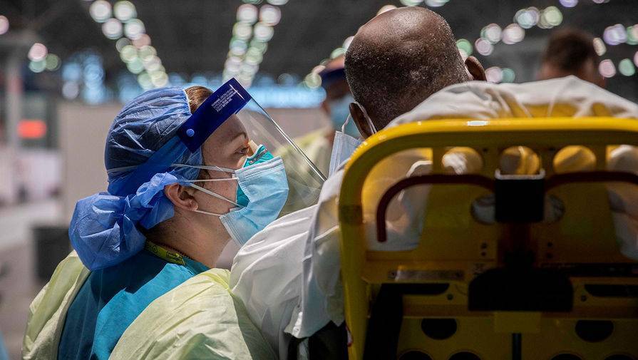 В США выявили более ста тысяч случаев коронавируса за сутки