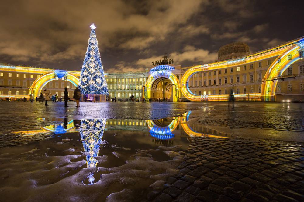 В Петербурге Новый год отпразднуют онлайн