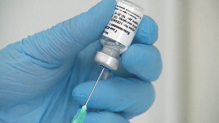 Минздрав скорректировал данные о вакцинации