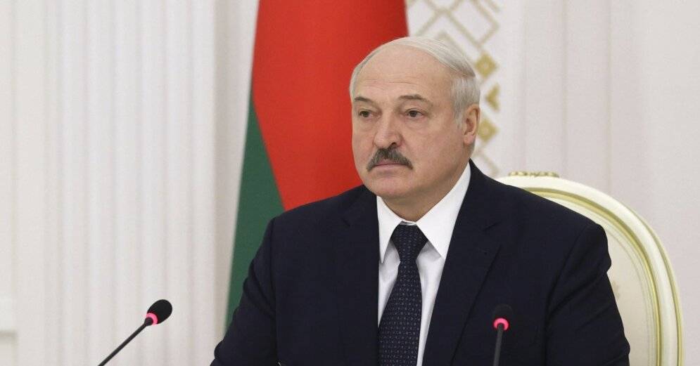 ЕС ввел персональные санкции против Лукашенко и его окружения