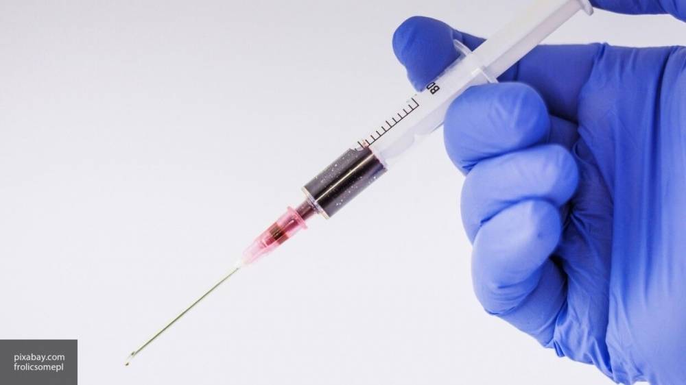 Минздрав: массовая вакцинация может начаться в Москве в течение двух недель
