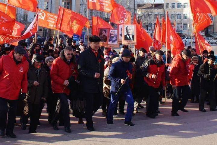«Нужно действовать»: Вячеслав Мархаев поздравил жителей Бурятии с 7 ноября