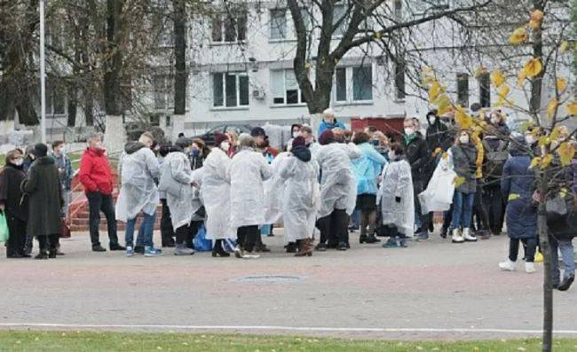 «Марш медиков» в Минске не состоялся из-за задержаний его участников