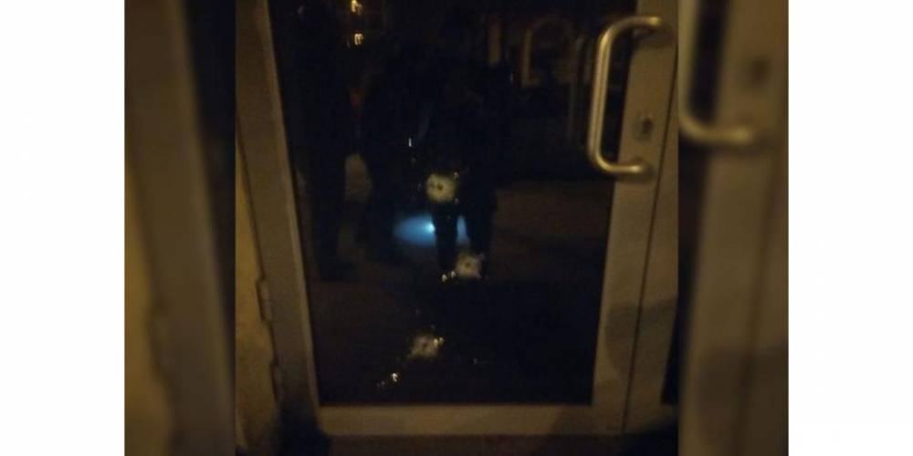 В Харькове неизвестные обстреляли здание консульства Азербайджана