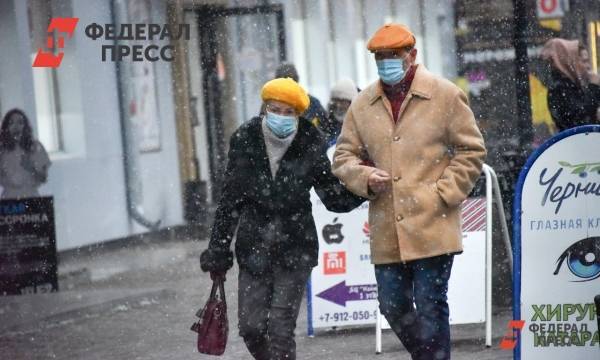 Миронов призвал выделить деньги на маски для пенсионеров и инвалидов