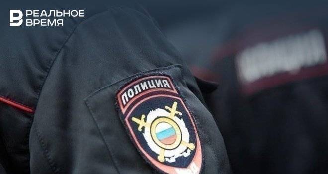 В Казани полицейские задержали сразу двух мужчин, напавших на собутыльников с ножом
