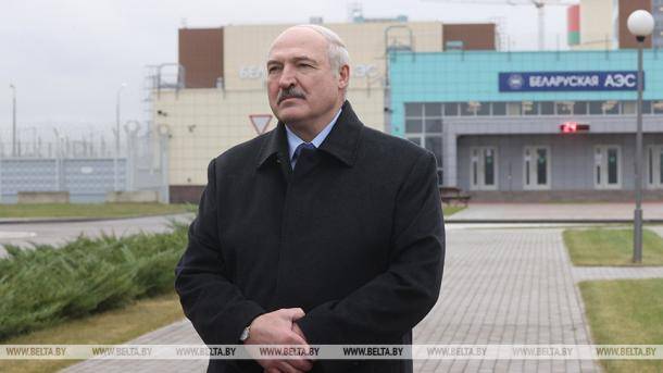 Лукашенко назвал выборы в США позором и издевательством над демократией