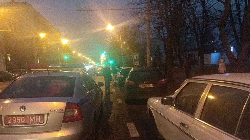 Нетрезвый водитель в Минске повредил пять припаркованных авто