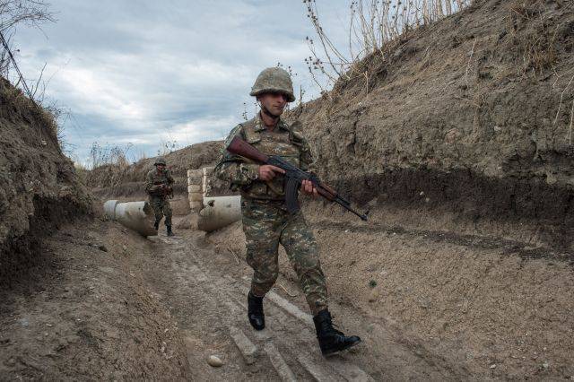 В Азербайджане заявили об отступлении вооруженных сил Армении в Карабахе