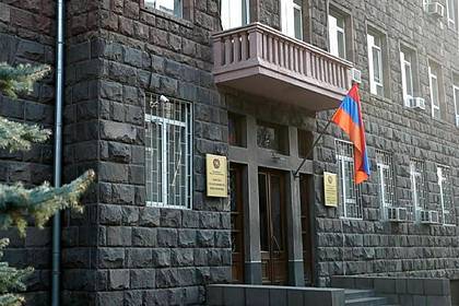 Главу Службы нацбезопасности Армении уволили спустя месяц после назначения