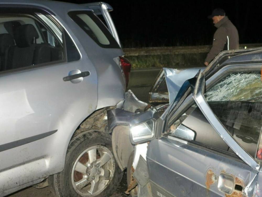 Смертельное ДТП на Окружной трассе в Киеве: 5 авто разбито