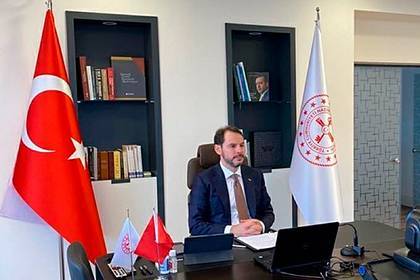 Министр финансов Турции и зять Эрдогана уволился после рекордного падения лиры