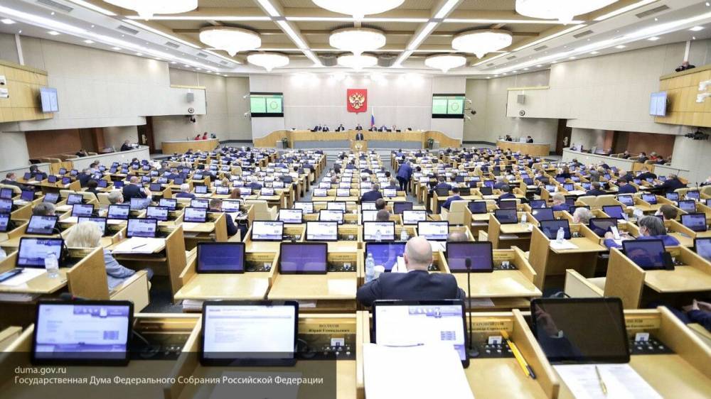 Комитеты Госдумы РФ одобрили новых членов кабмина Савельева и Чекунова