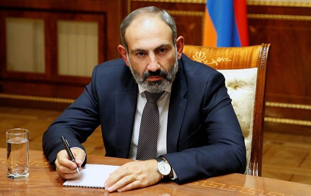 В Армении почти 20 партий требуют отставки премьера из-за ситуации в Карабахе
