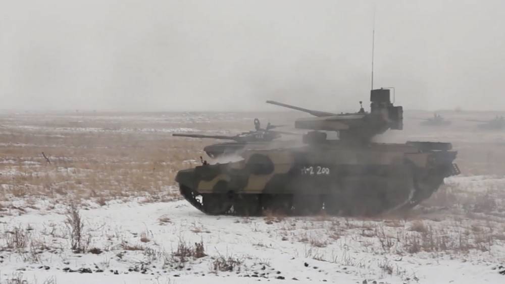 Видео: БМПТ танкового подразделения ЦВО на полигоне