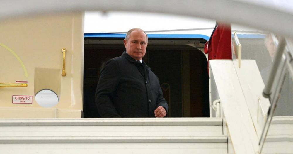 Путин прибыл с рабочей поездкой в Тобольск