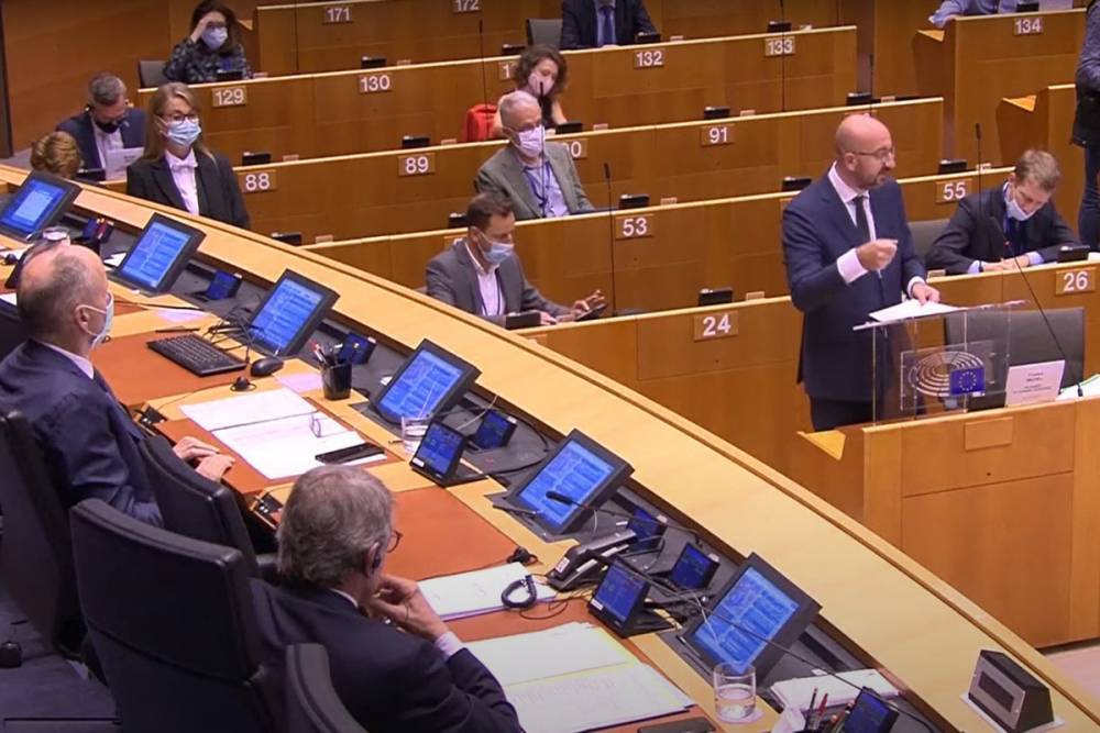 В Брюсселе депутата Европарламента и дипломатов задержали на секс-вечеринке