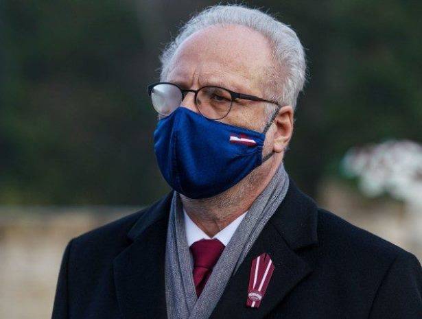 Президент Латвии в отказе от ношения масок нашел признаки гибридной войны