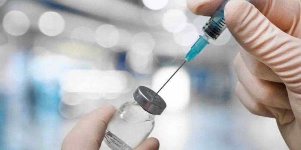 Названы сроки начала вакцинации от COVID-19 в регионах России