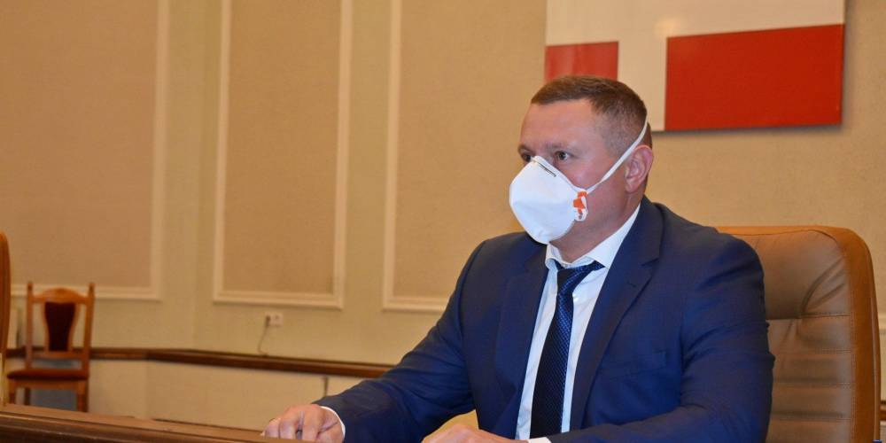 Депутаты Волынского облсовета попросили президента уволить главу ОГА Погуляйко
