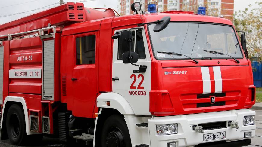 Крупный пожар произошел в здании лаборатории ФМБА в Красногорске