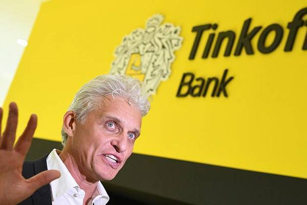 Тиньков продает акции своего банка nbsp