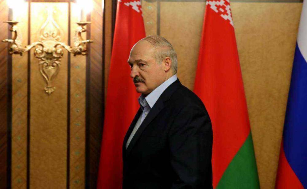 Александр Лукашенко сравнил пандемию с лакмусовой бумажкой