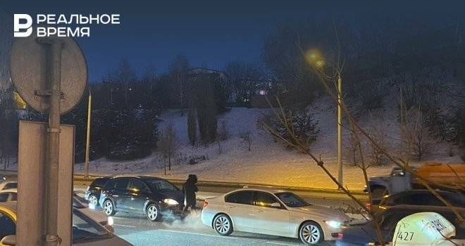 Из-за четверной аварии на Вишневского образовалась пробка
