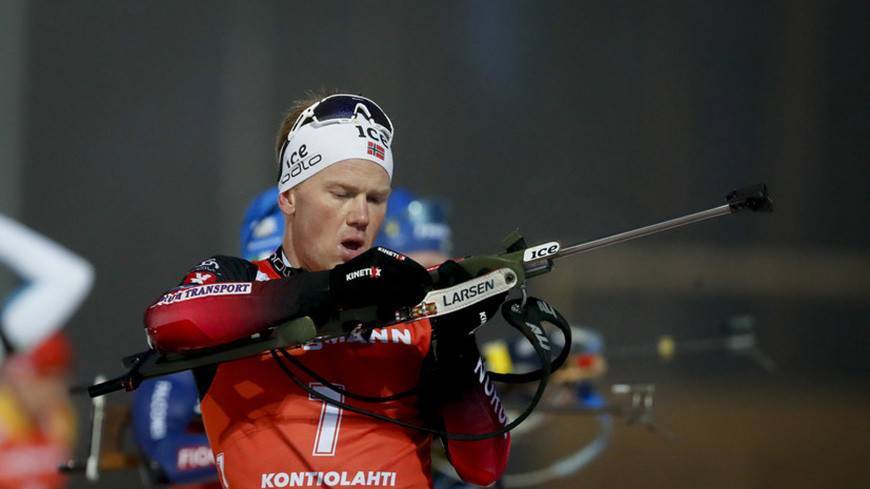 Норвежский биатлонист Йоханнес Дале выиграл спринт на КМ в Австрии
