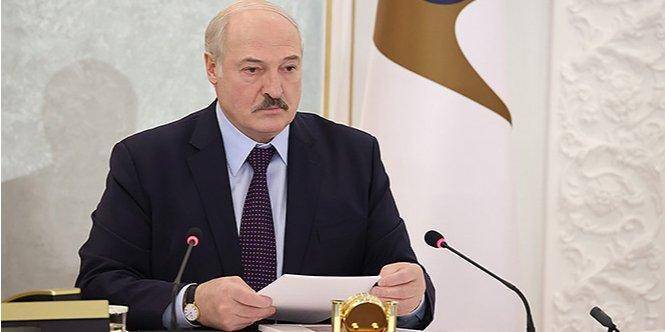 За аресты и акты насилия. Швейцария ввела санкции против Лукашенко и его сына