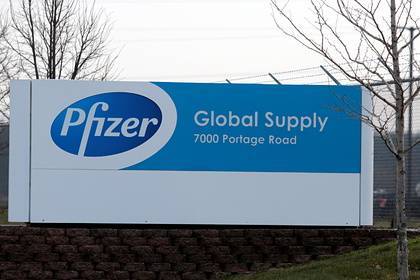 В США одобрили применение вакцины Pfizer