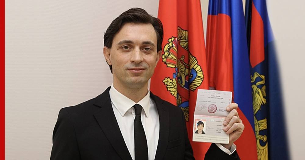 Просивший у Путина гражданство итальянский волонтер получил паспорт РФ