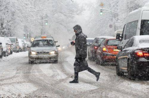 Всю Украину накроет снег: синоптики рассказали, что будет с погодой и дорогами в субботу