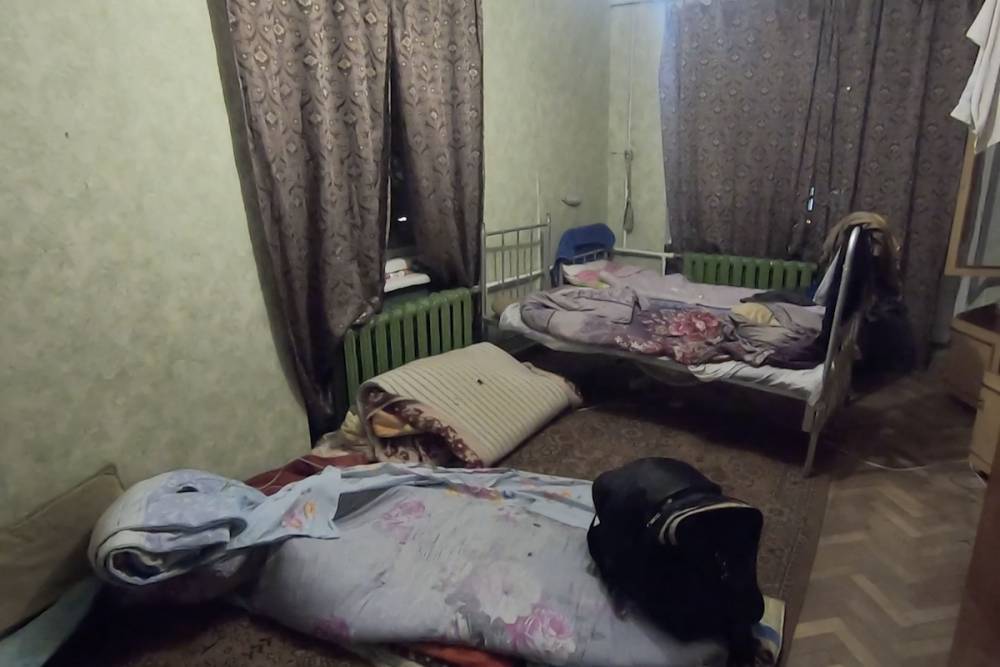 Полицейские проверили почти 3 тысячи квартир в Петродворцовом районе
