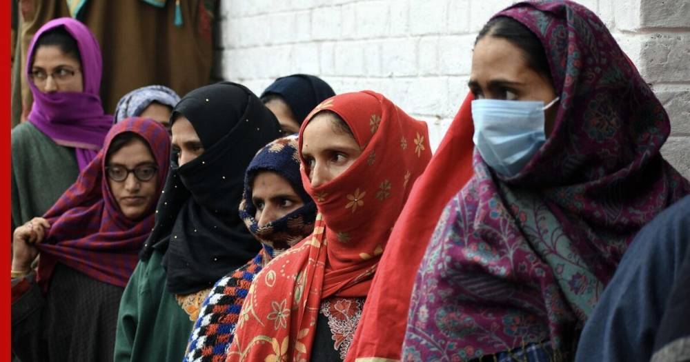 Власти Индии намекнули на причину вспышки неизвестной болезни на юге страны