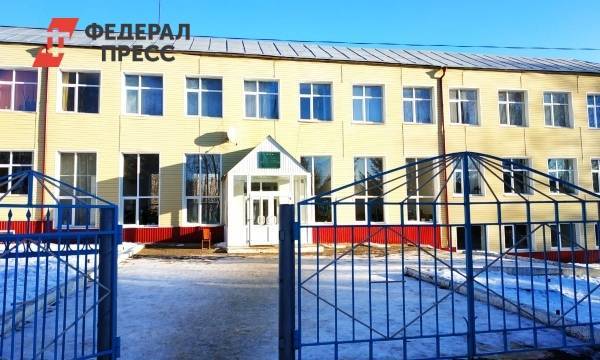 В Мордовии задержан директор школы, в которой обрушился потолок