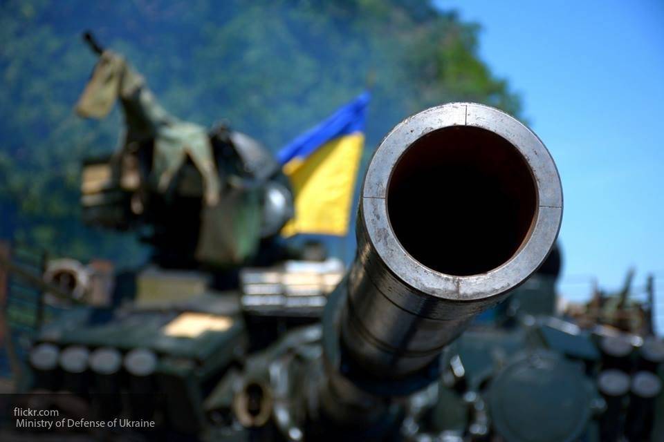 Киев обозначил новый политический курс угрозами по захвату Крыма
